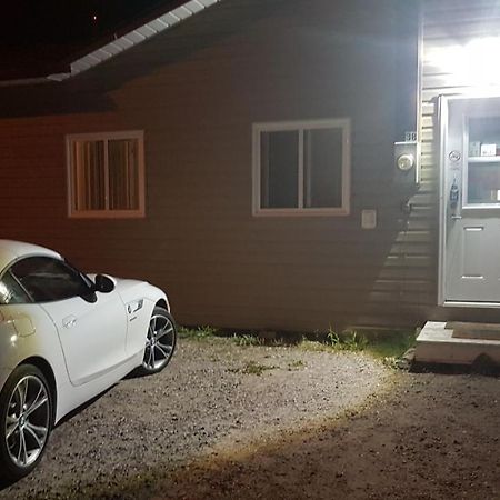 Preferred Rooms By Crestview Guest House Chapleau Exterior foto